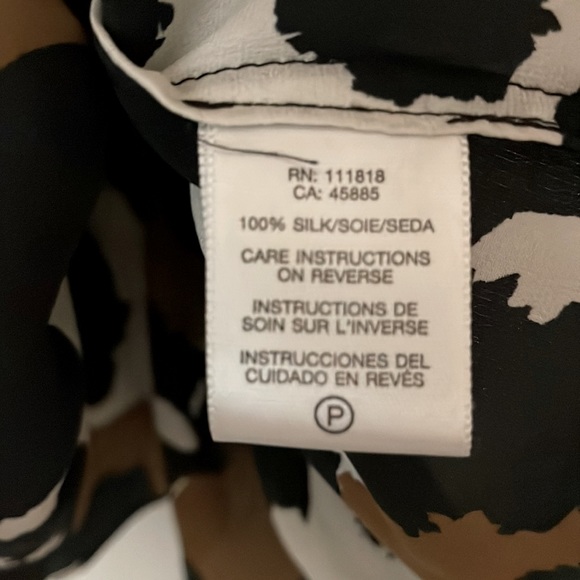 MICHAEL KORS 100% SILK LEOPARD PRINT PEASANT TOP - Picture 5 of 6